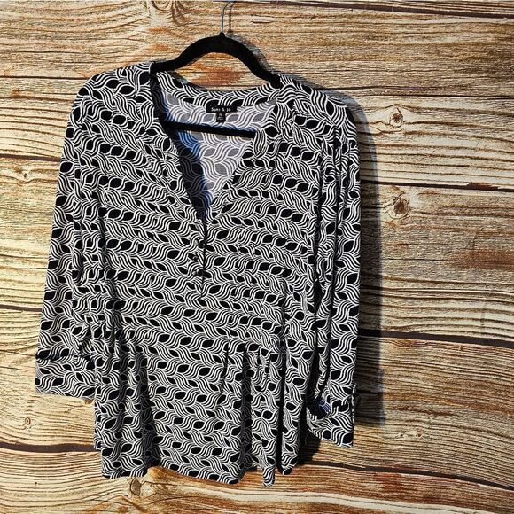 Sami & Jo top mid sleeve women's XL black/white/lavender stripes pre-owned - Picture 1 of 4